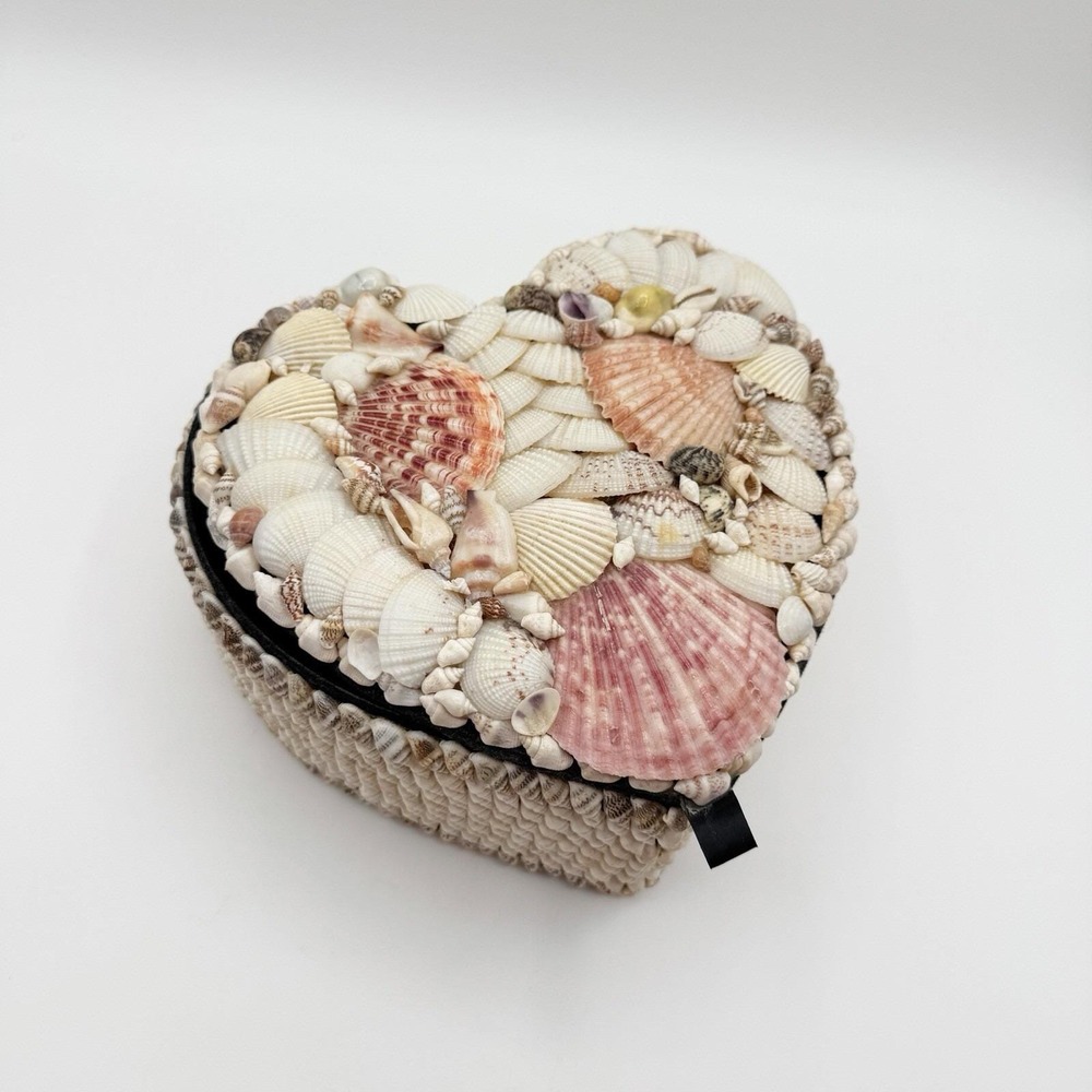 Vintage Beach Seashell Adorned Nautical Beach Heart Shaped Trinket Jewelry Box